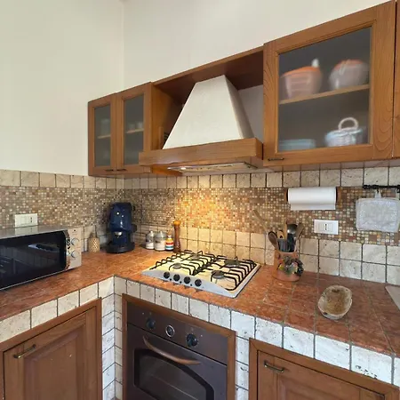Azienda Agrituristica Baglio Carta * 巴莱斯特拉泰