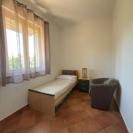 Azienda Agrituristica Baglio Carta * 巴莱斯特拉泰